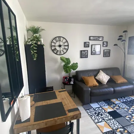 Emplacement Exceptionnel Et Rare Paris Longchamp Suresnes